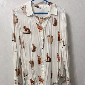 Jane and Delaney CatPrint Button-Up Shirt